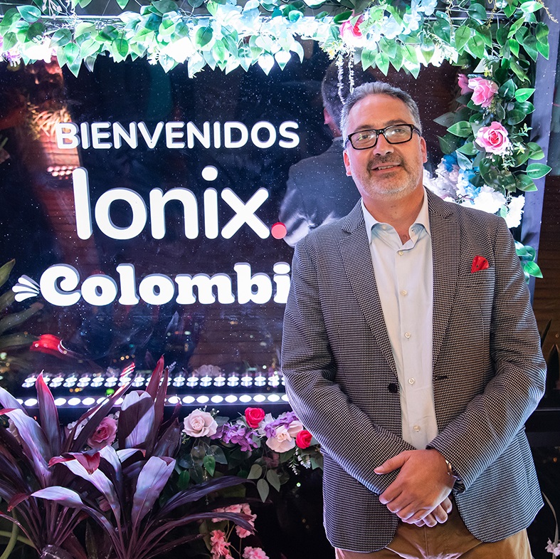 Llega Ionix nuevo jugador de la industria financiera transaccional colombiana