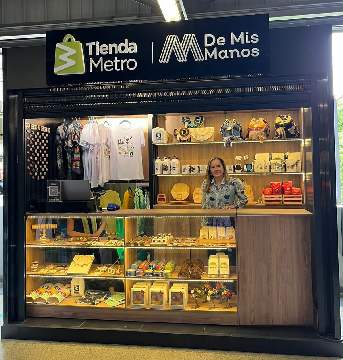 El Rol de De Mis Manos y apoyo del Metro de Medellín